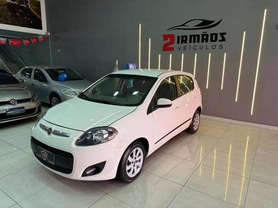 FIAT PALIO 1.0 MPI ATTRACTIVE 8V FLEX 4P MANUAL FIAT PALIO 1.0 MPI ATTRACTIVE 8V FLEX 4P MANUAL